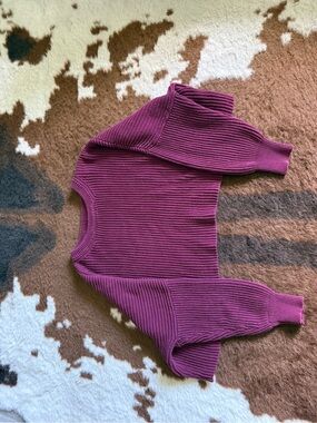 Women's Ribbed Crewneck Sweater - Plum